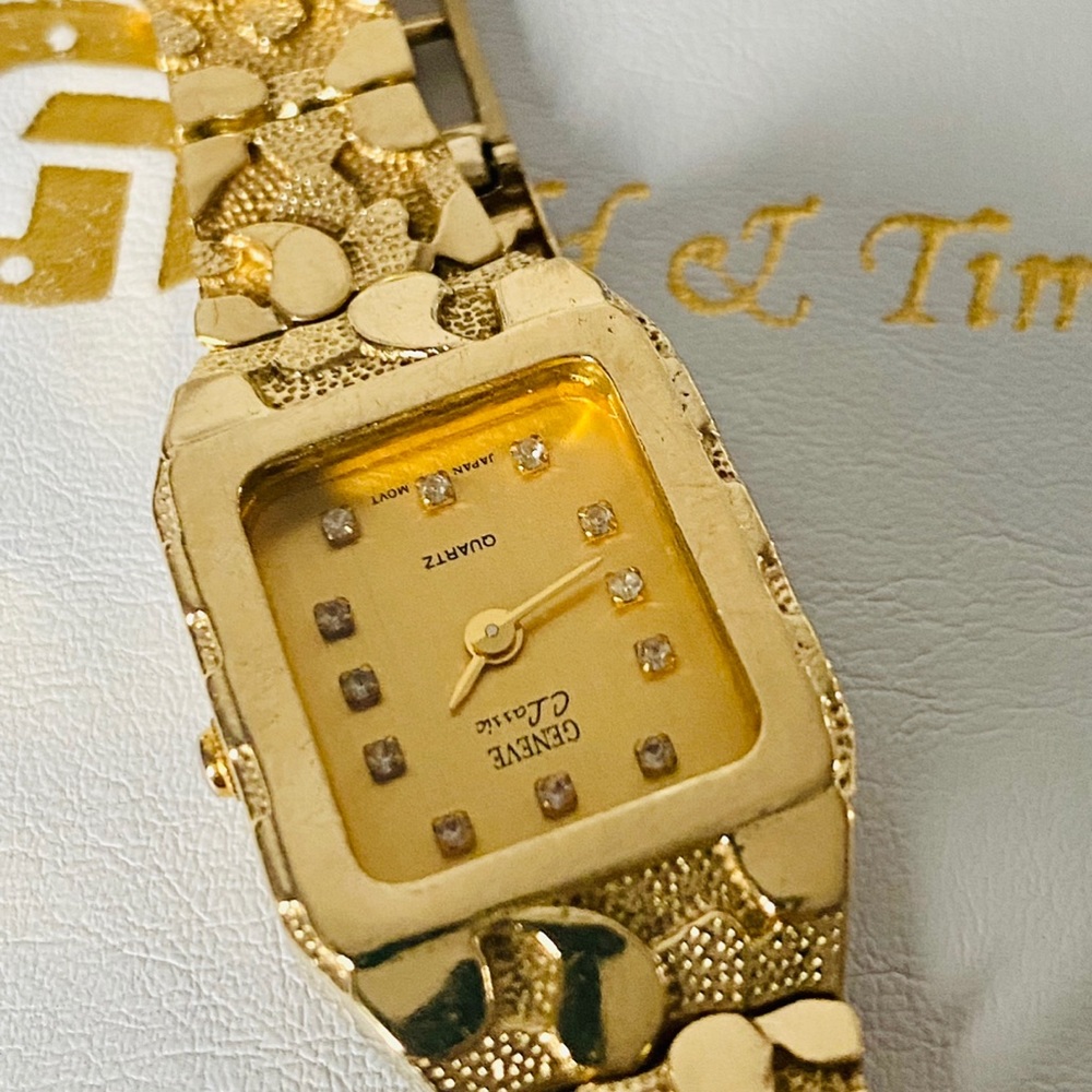10k solid gold & diamonds Genève lady’s watch